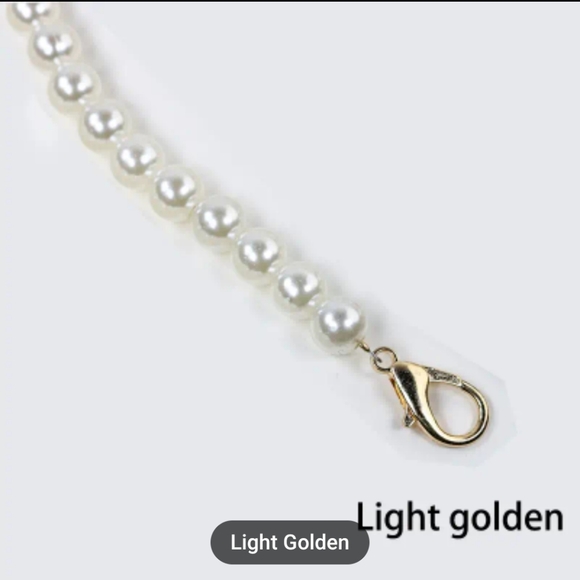Faux pearl chain, hand/wristlet length. - Picture 6 of 6